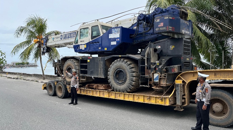  Tekan Pelanggaran Kendaraan ODOL, Satlantas Polresta Balikpapan Sosialisasi di Pelabuhan Semayang 