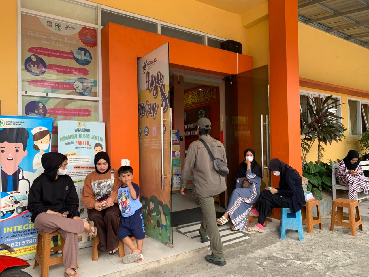  Hari Pertama Layanan Pasca Libur, Pasien di Puskesmas Baru Tengah Melonjak 