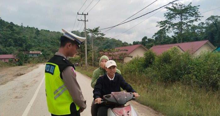 'Masih Sepi' Jadi Alasan Warga Mahulu Enggan Perhatikan Keselamatan Berkendara