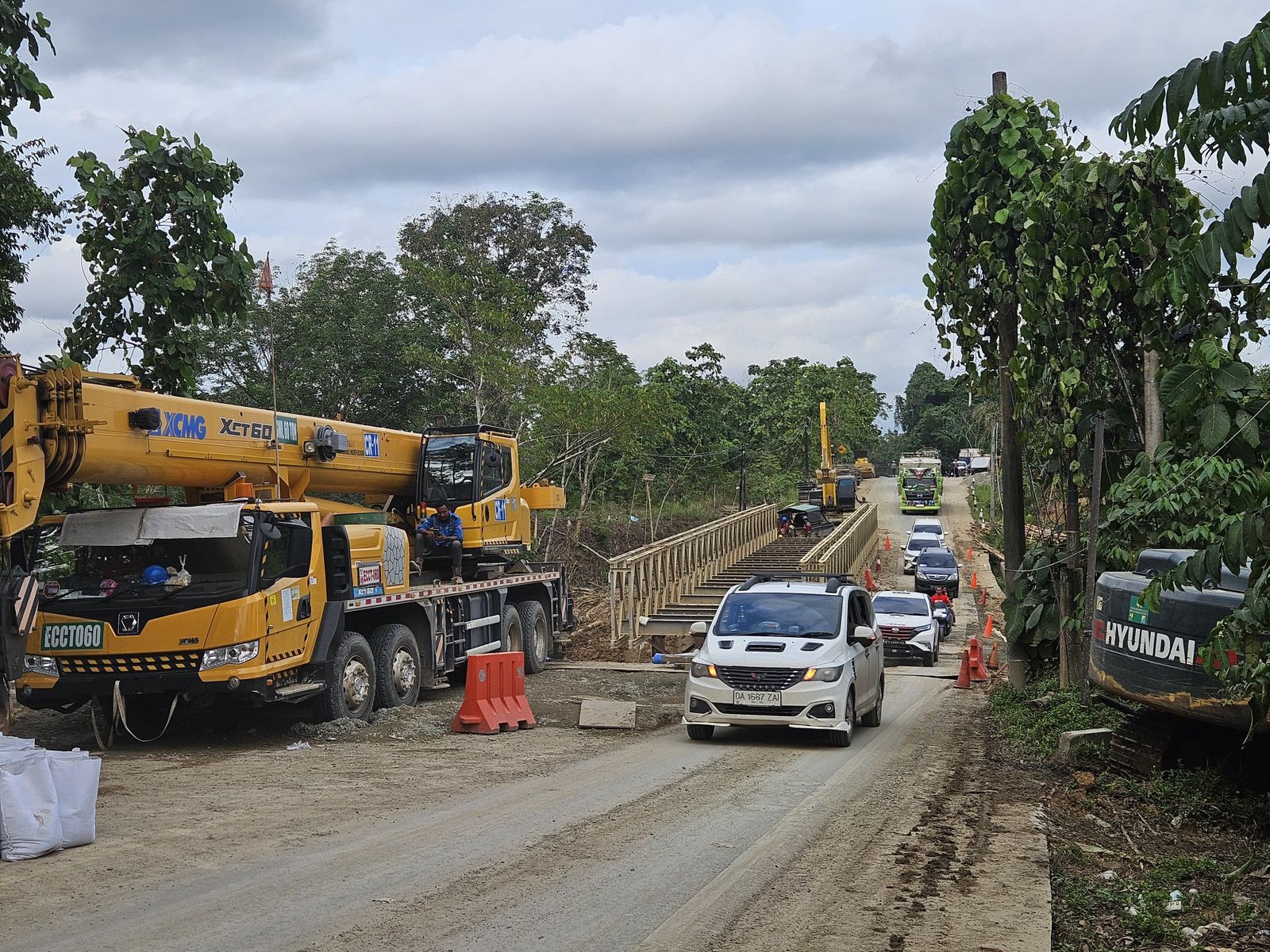 Lereng Jalan Semoi 2-Samboja Diperkuat, Open Traffic Dua Arah Segera Dilakukan