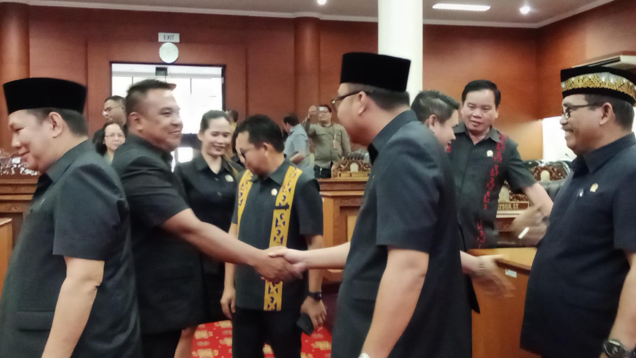 Pemkab Kubar Sampaikan Nota Penjelasan Raperda Pajak Daerah, DPRD Bentuk Pansus