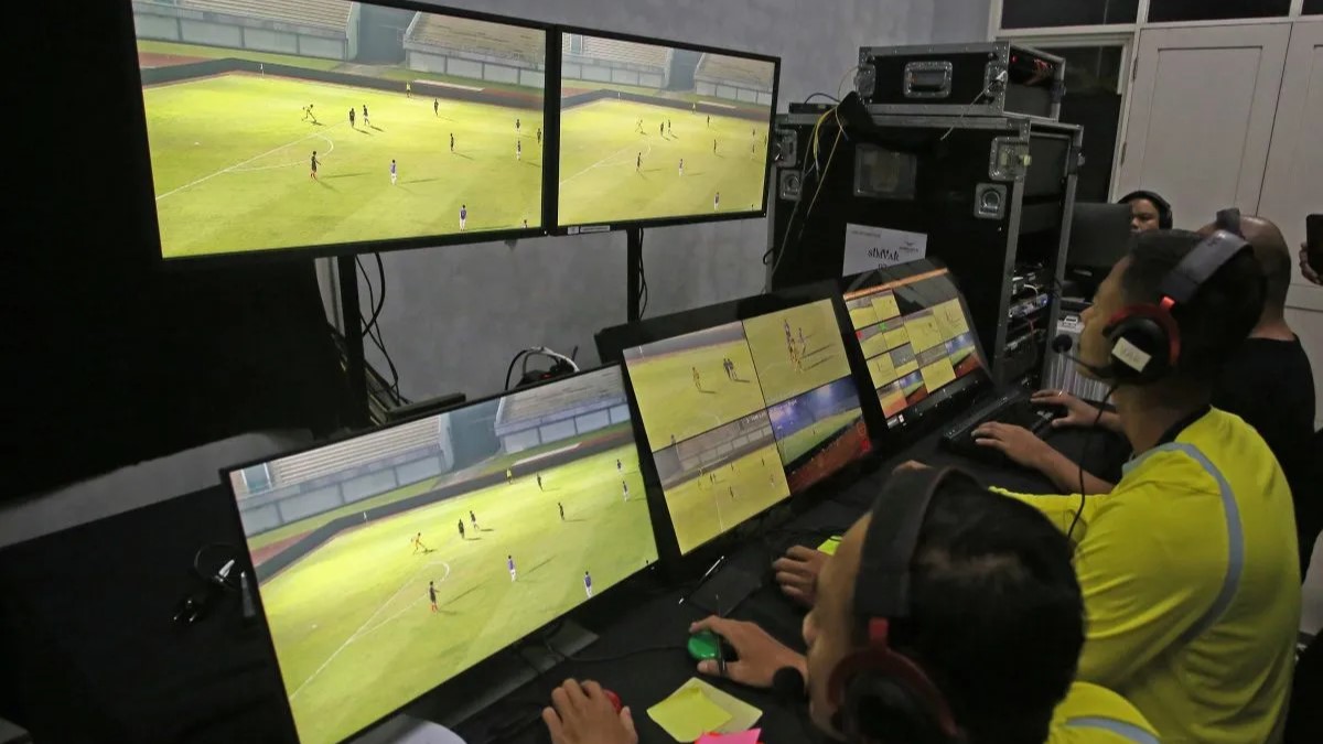 Resmi! FIFA Setujui Penggunaan VAR untuk Liga 1 Indonesia