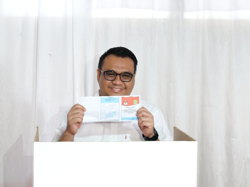 Aulia Rahman Basri Nyoblos di Kampung Halaman