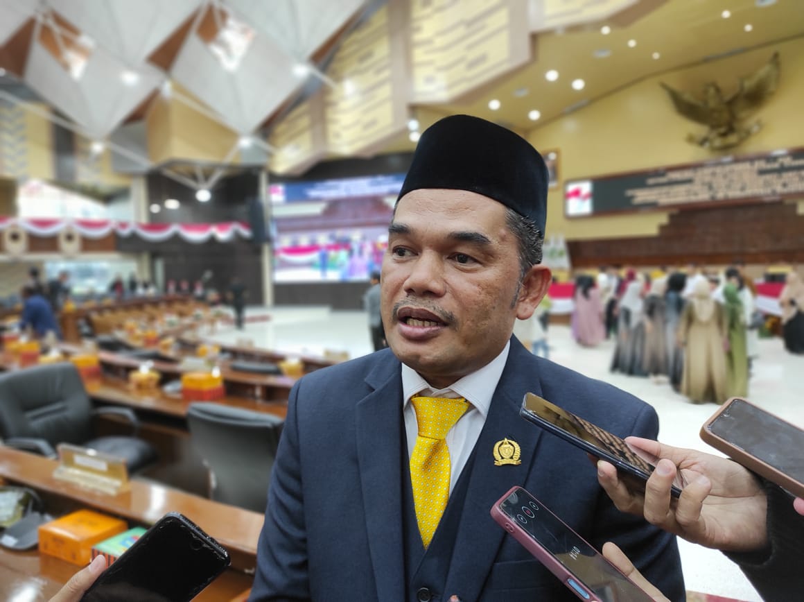 Hasanuddin Mas'ud Yakinkan Tetap Profesional Jalankan Tugas Legislatif Tanpa Pengaruh Keluarga
