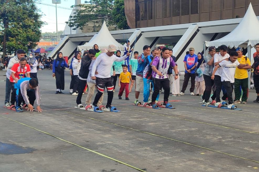 Memeriahkan HUT Ke-80 RI, Disporapar Samarinda Gelar Lomba Olahraga Tradisional