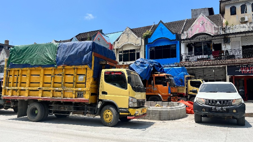  Truk Parkir Sembarangan Disorot, Pemkot Balikpapan Siap Bangun Terminal Barang Terpadu di KM 13