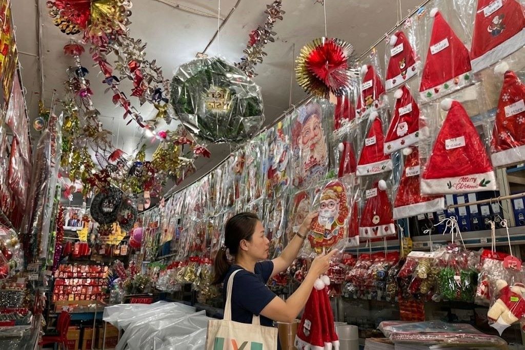 Penjualan Pernak-pernik Natal di Samarinda Naik hingga 50 Persen