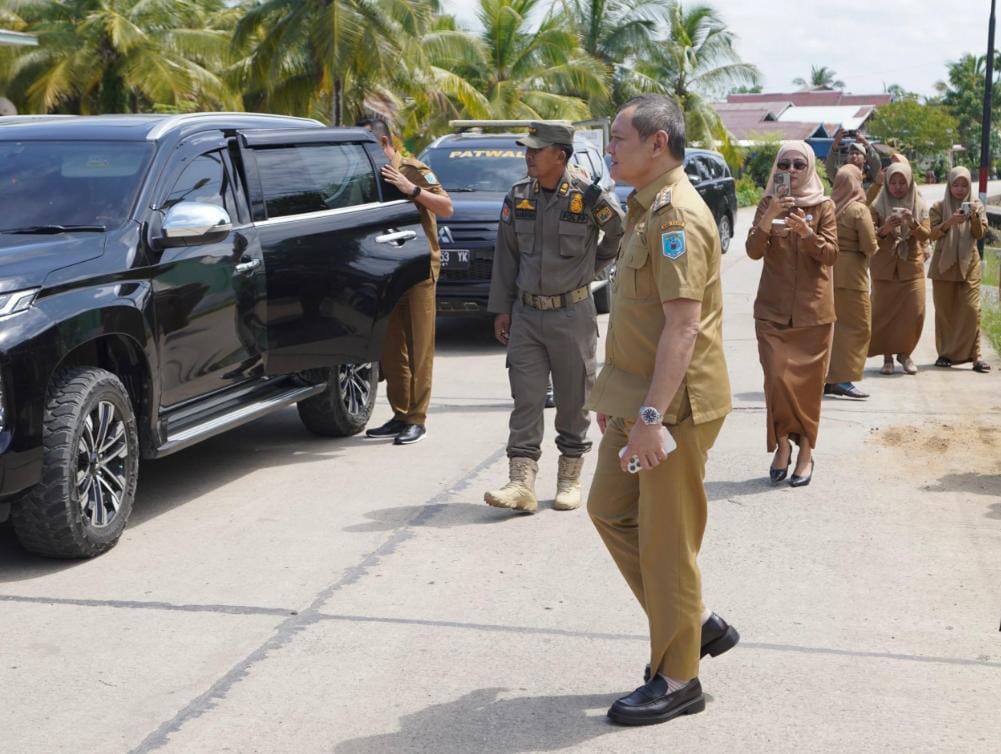 Bupati Paser Tinjau Progres Pembangunan di Desa Lori, Infrastruktur Jalan akan Dituntaskan 2026