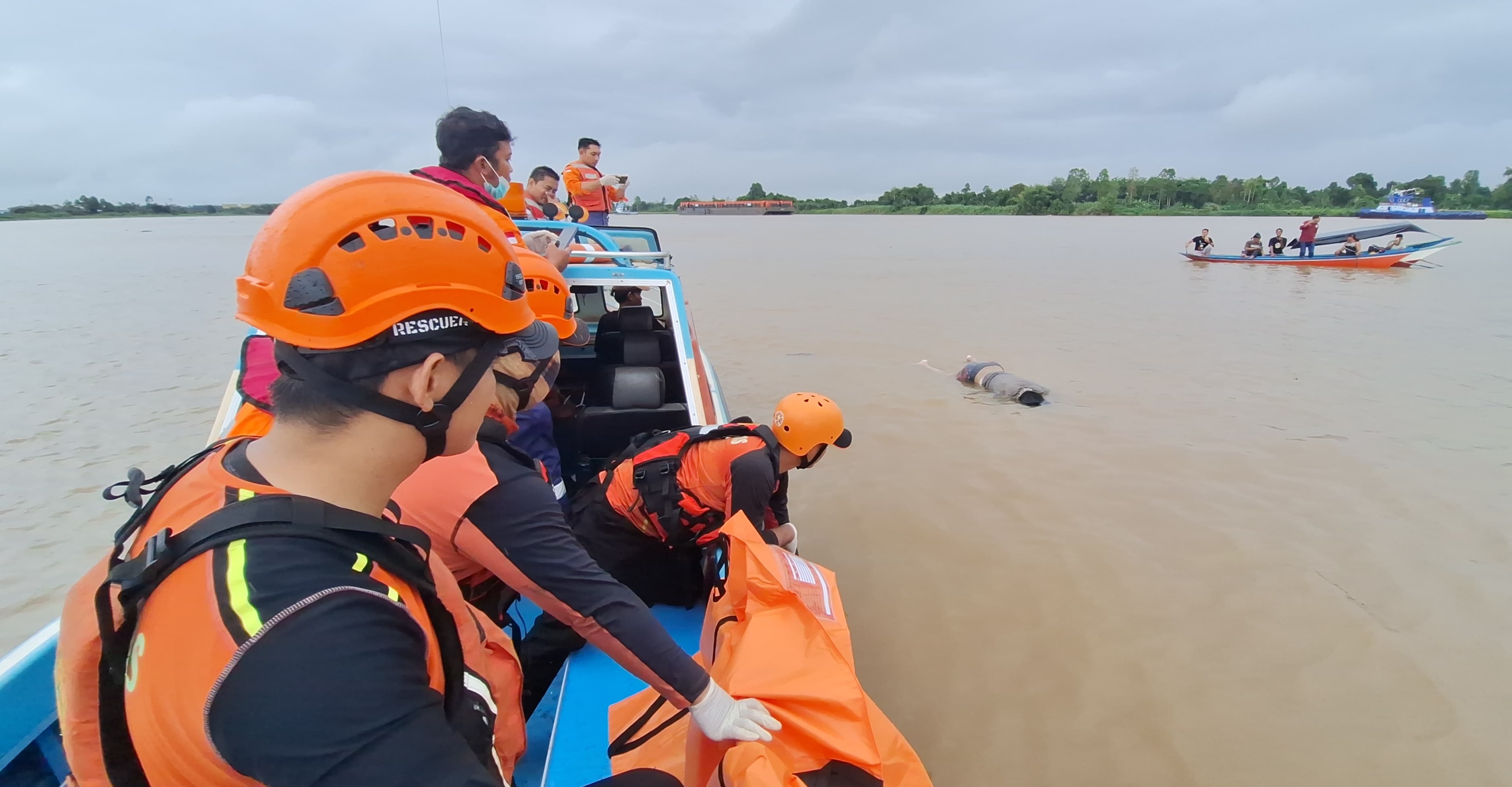 Terseret Sejauh 24 Km, Kapten Kapal Ditemukan Tak Bernyawa di Muara Kaman