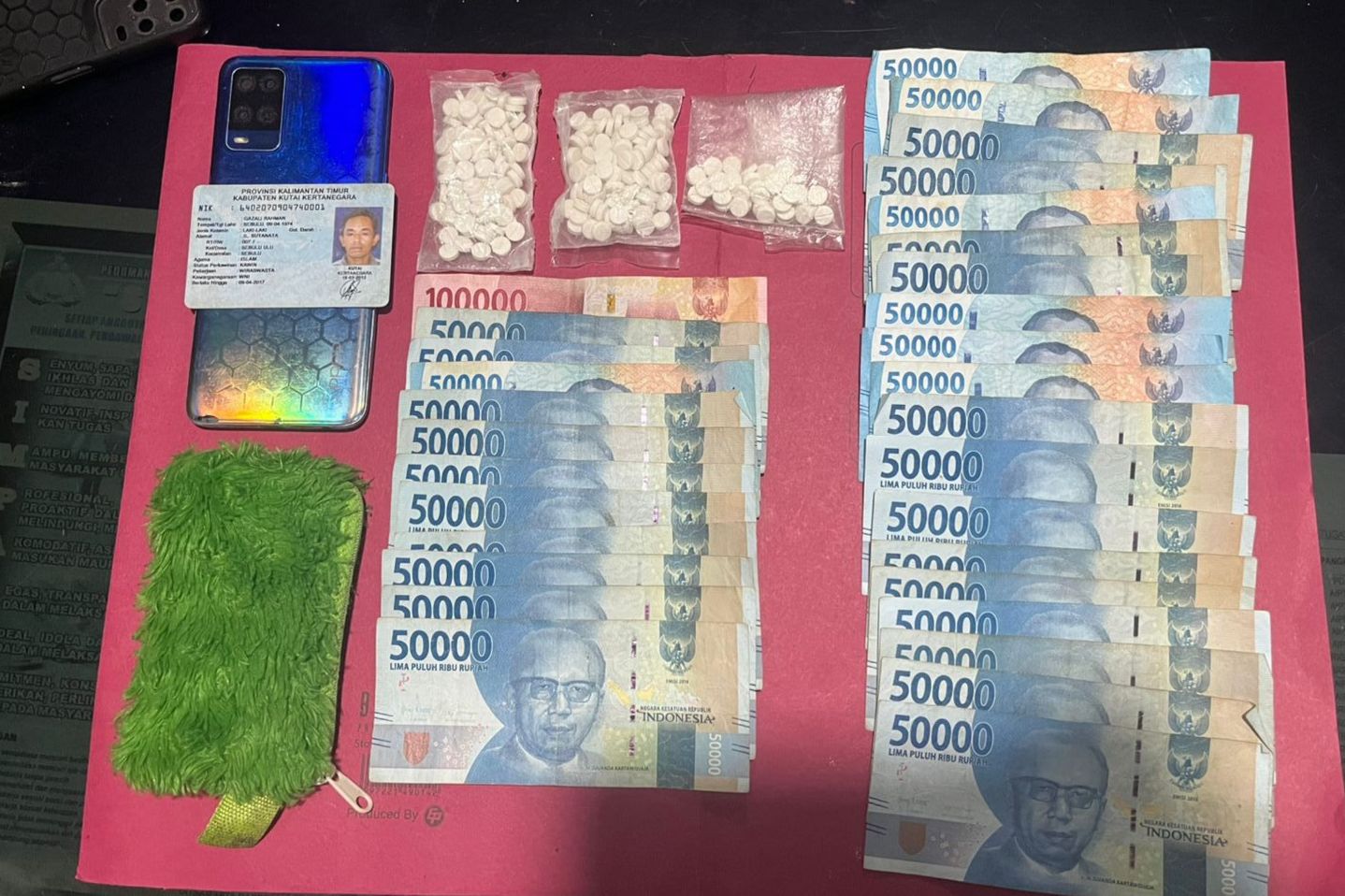 Polsek Sebulu Amankan 239 Butir Obat LL, Barang Disuplai dari Samarinda