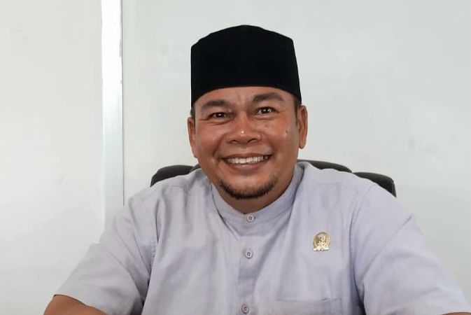 DPRD Paser Saran Bentuk Tugu Burung Tiung Dapat Dikaji Kembali