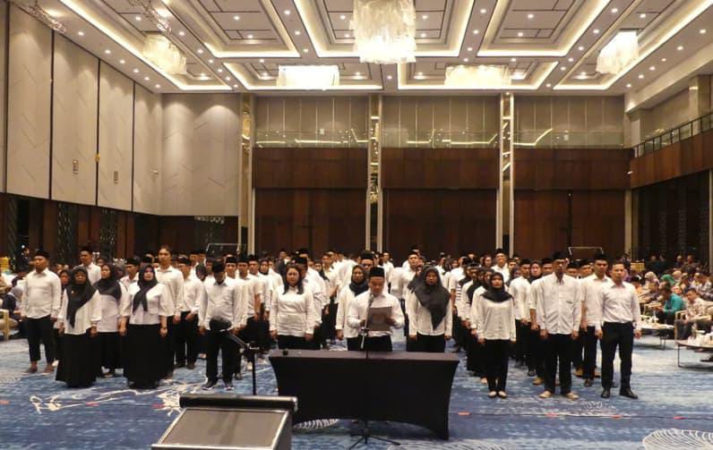 Ratusan Anggota PPS Samarinda Dilantik, Ketua KPU Pesan Ikuti Aturan  