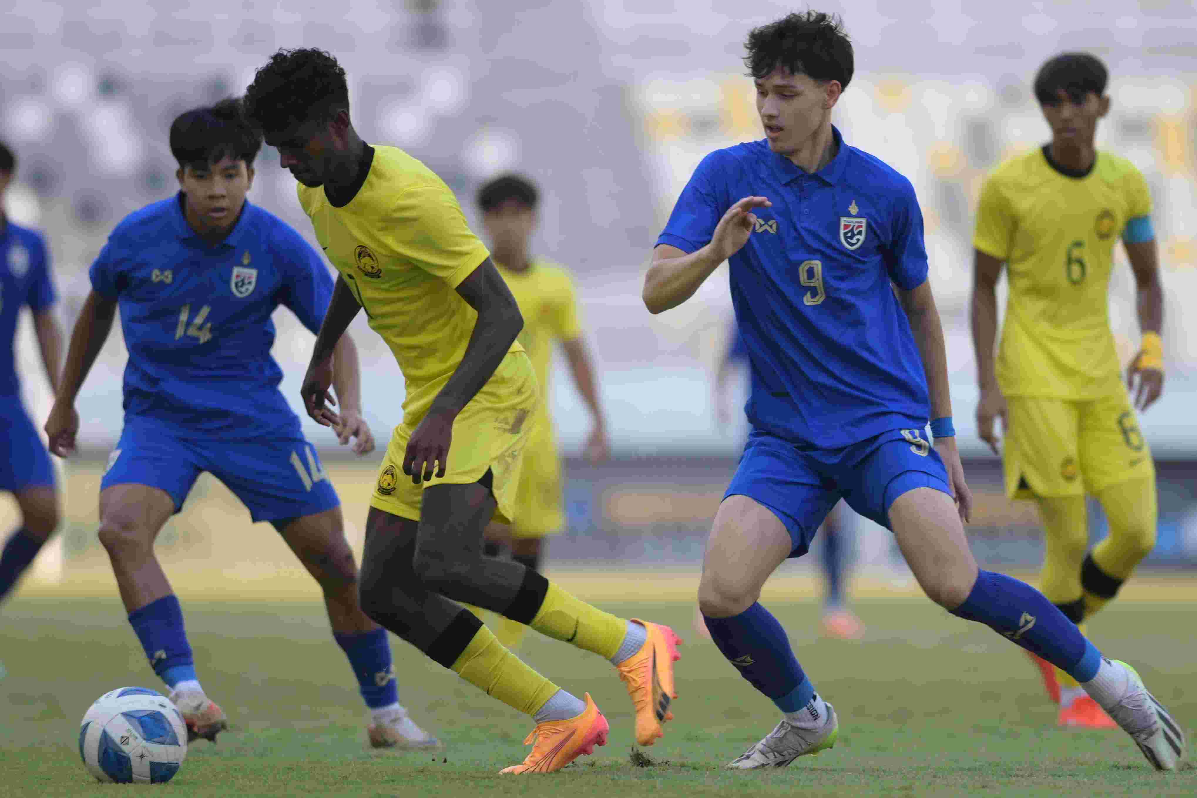 Media Vietnam Jagokan Thailand di Final Piala AFF U-19, Sebut Keunggulan Indonesia Hanya Tuan Rumah 