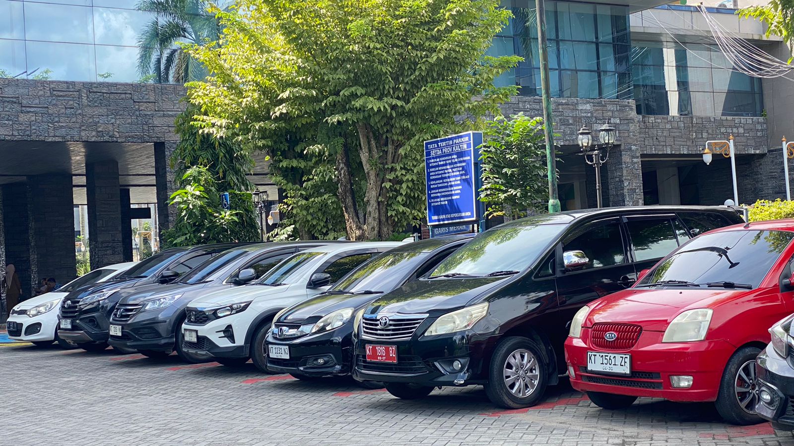 DPRD Kaltim: Pejabat Purna Tugas Harusnya Kembalikan Kendaraan Dinas Tanpa Ditagih