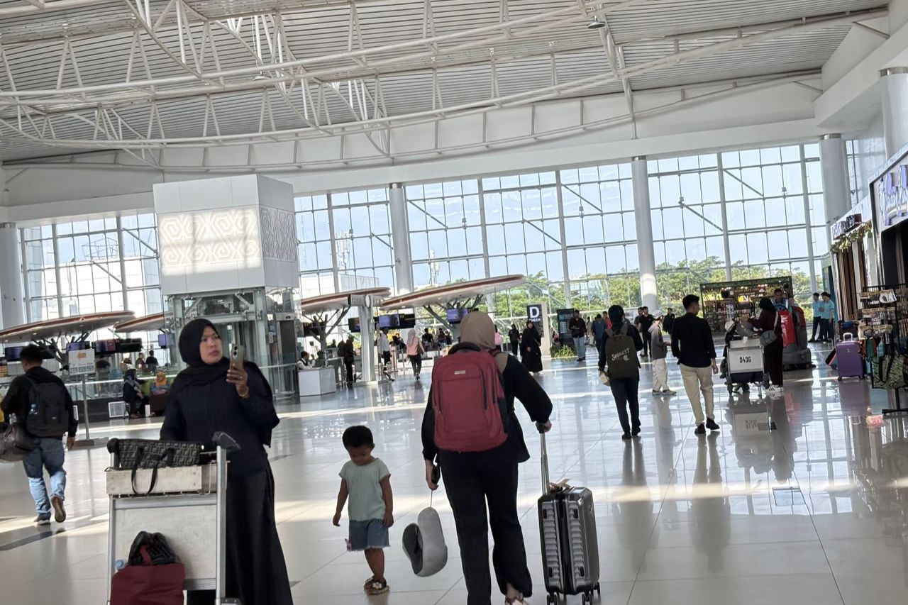 Dampak Abu Vulkanik Anak Krakatau, 24 Penerbangan dari dan Menuju Bandara SAMS Sepinggan Balikpapan Dibatalkan
