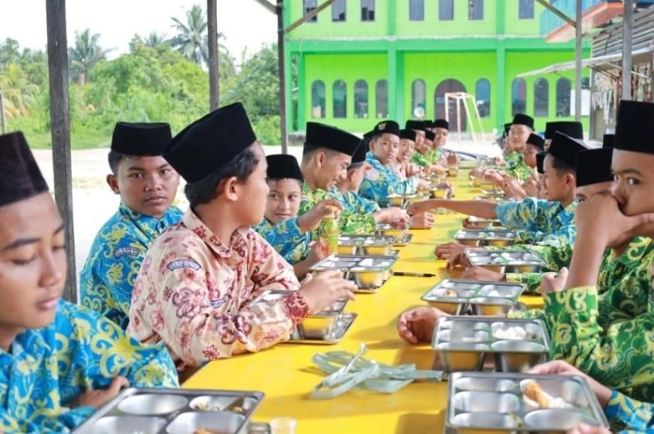 Dinas Kesehatan PPU Diminta Pantau Ketat Makanan Bergizi di Sekolah