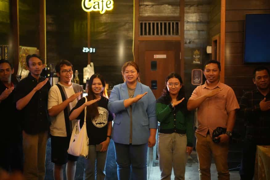 Bertemu dengan Jurnalis, Bupati Angela Sebut Pentingnya Kerja Sama dalam Pembangunan di Mahulu