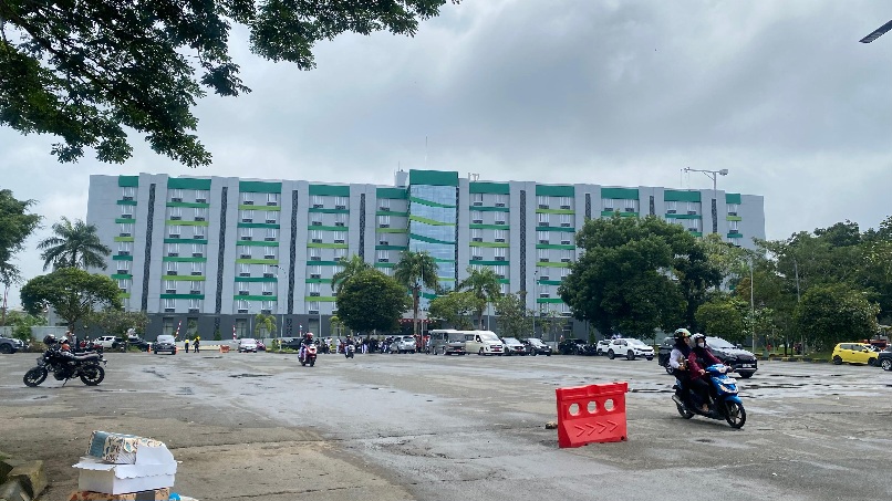  RSUD AWS Samarinda Kaji Penggunaan Hotel Atlet untuk Pasien Luar Daerah