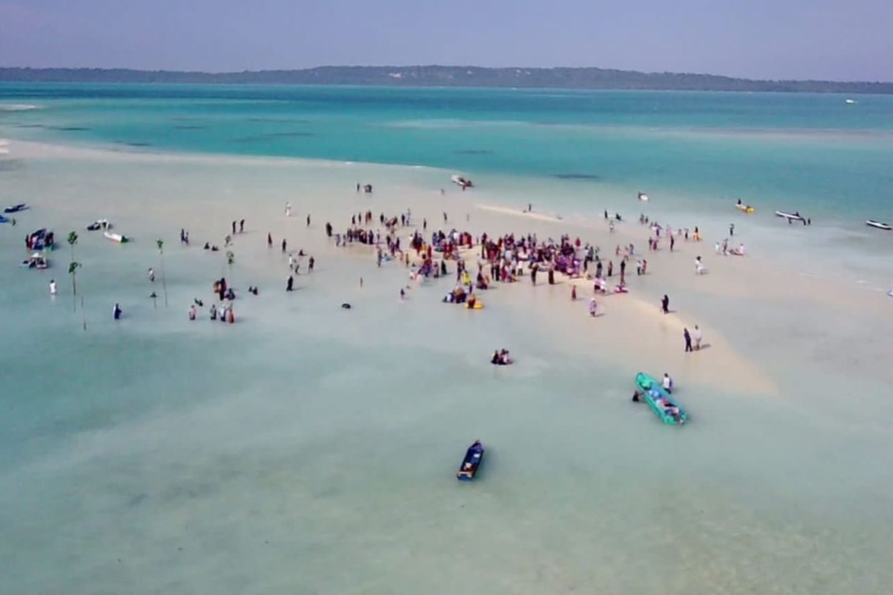 Ribuan Orang Kunjungi Pulau Derawan Berau Selama Libur Nataru, Penginapan Penuh 