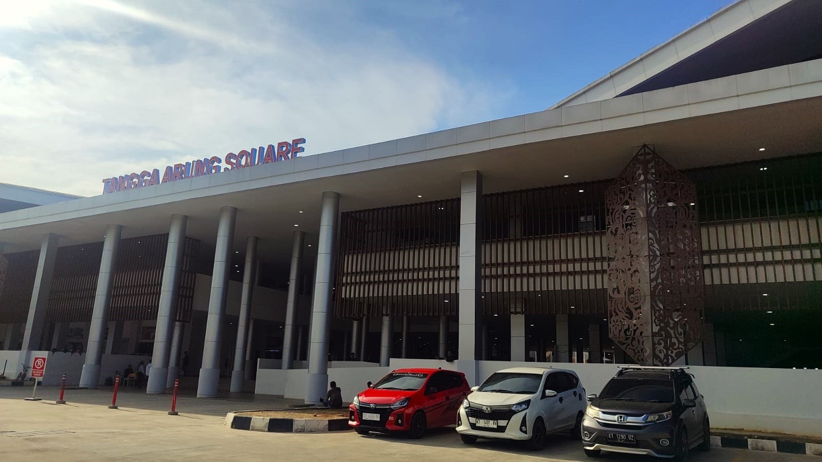 Disperindag Kukar Benahi Pengelolaan Parkir di Tangga Arung Square