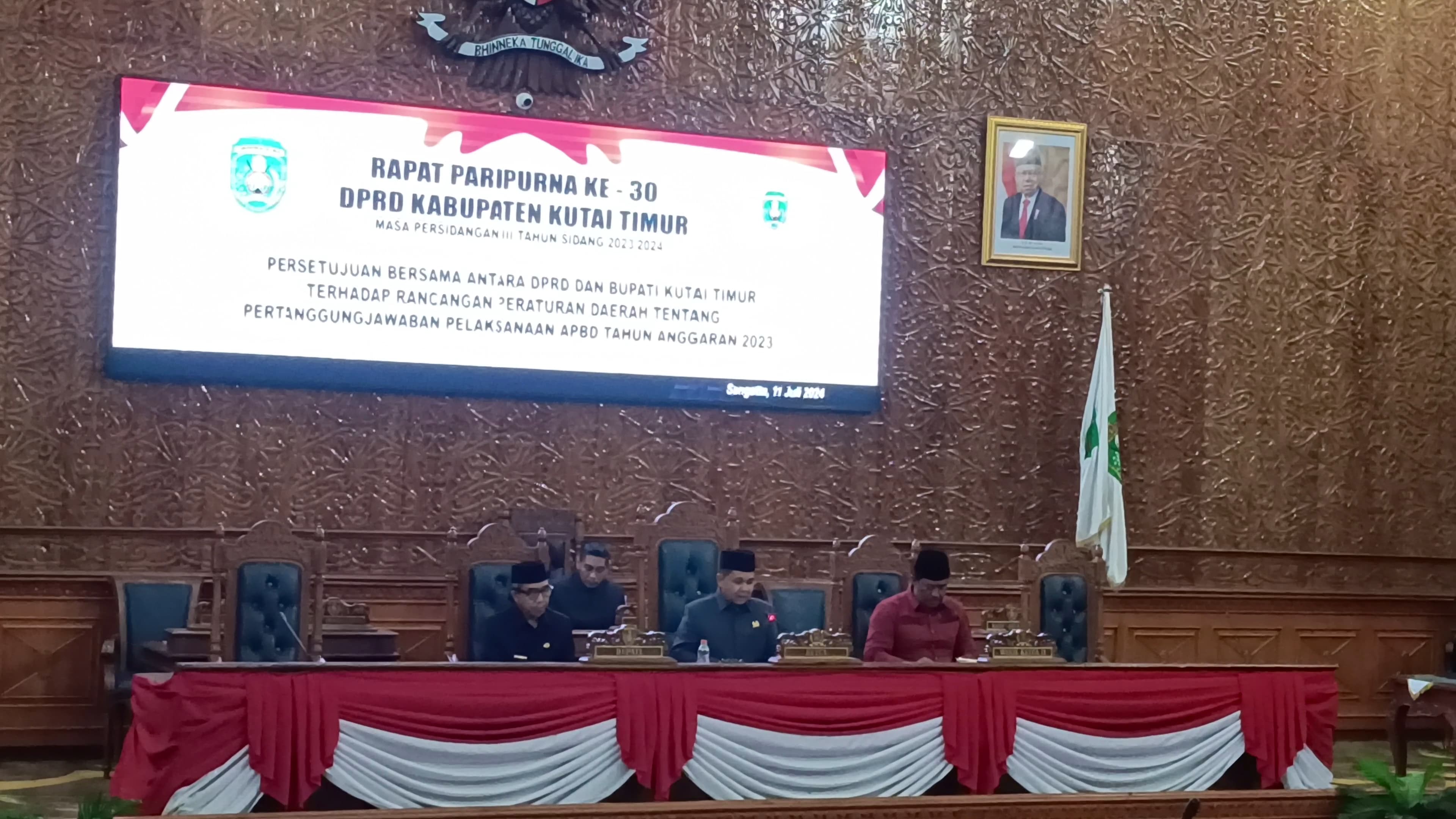 Dewan Gelar Paripurna Raperda Pertanggungjawaban APBD 2023   