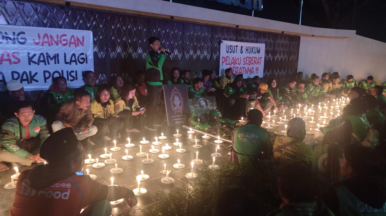 Nyalakan 1.000 Lilin, Ratusan Driver Ojol Gelar Aksi Solidaritas dan Doa Bersama di Teras Samarinda