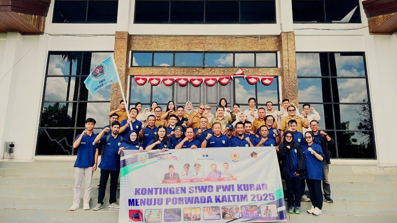 Kadispora Lepas Kontingen SIWO PWI Kubar ke PORWADA 2025 di Bontang 