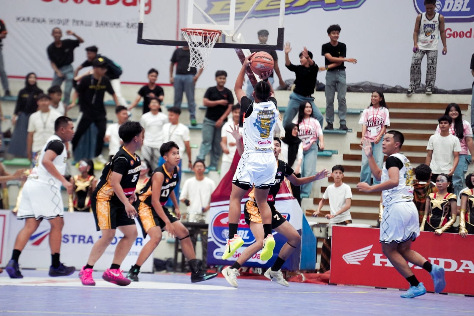 SMAN 1 Balikpapan Wakili Kalimantan di Turnamen Basket Nasional Rajawali Cup 2026