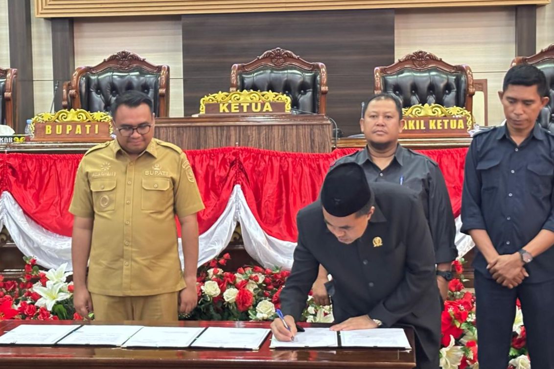 DPRD Kukar Sahkan Perubahan Aturan Pajak dan Retribusi