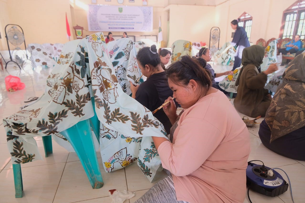 Tenun dan Batik Ditarget Jadi Motor Ekonomi Kampung di Berau