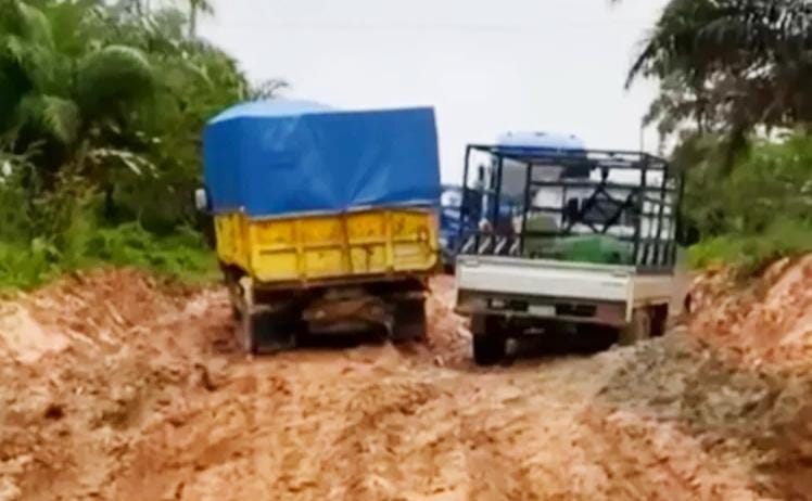 Infrastruktur Jalan Belum Merata, Mobilitas Warga Kutai Barat Terkendala
