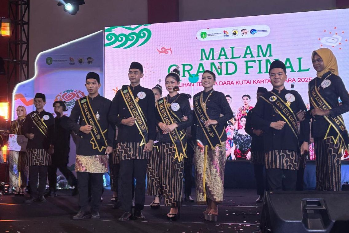 Al Nur dan Mitylene Dinobatkan Jadi Teruna Dara Kukar 2025