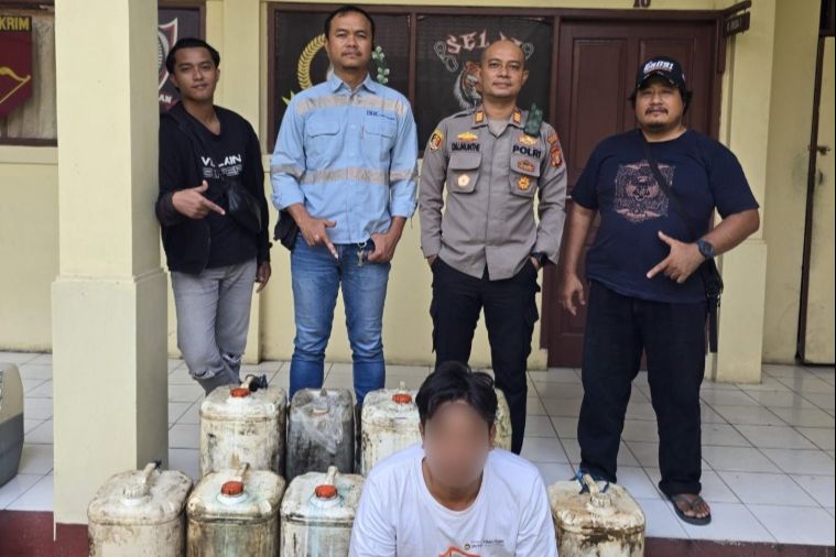 Hendak Jual Oli Perusahaan, Karyawan di Loa Janan Ditangkap Polisi
