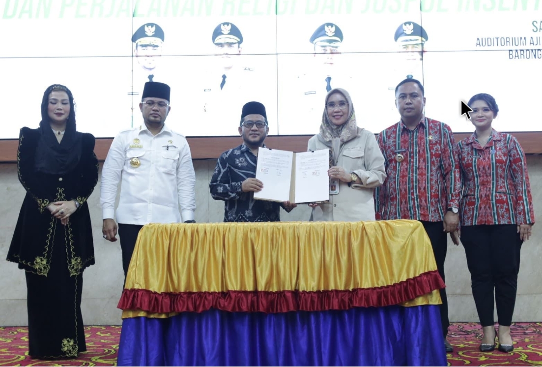 Kutai Barat Jadi Lokasi Perdana Penyerahan Grtaispol Umrah dan Perjalanan Religi