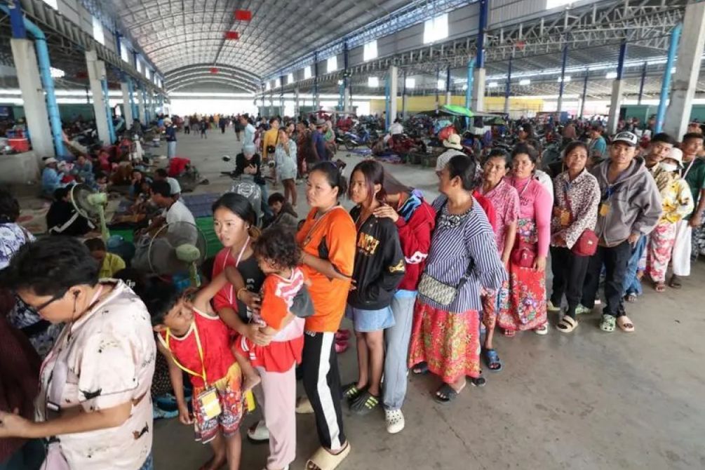 Pengungsi Kamboja Tembus 300.000 Orang, Thailand Nyatakan akan Lanjutkan Aksi Militer