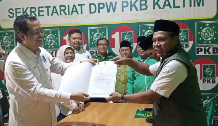 Mahyudin Kembalikan Formulir Pendaftaran Calon Gubernur ke Sekretariat PDIP dan PKB