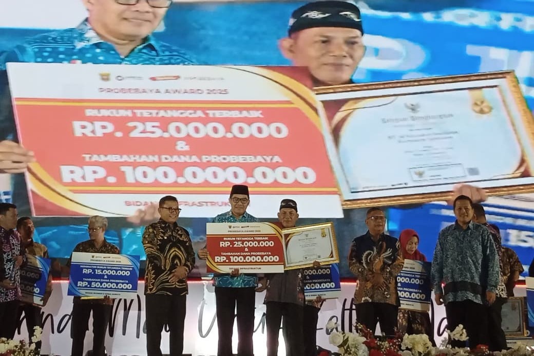 Probebaya 2025 Dorong Ekonomi Warga hingga Rp200 Miliar, Andi Harun: Ini Gerakan Swadaya
