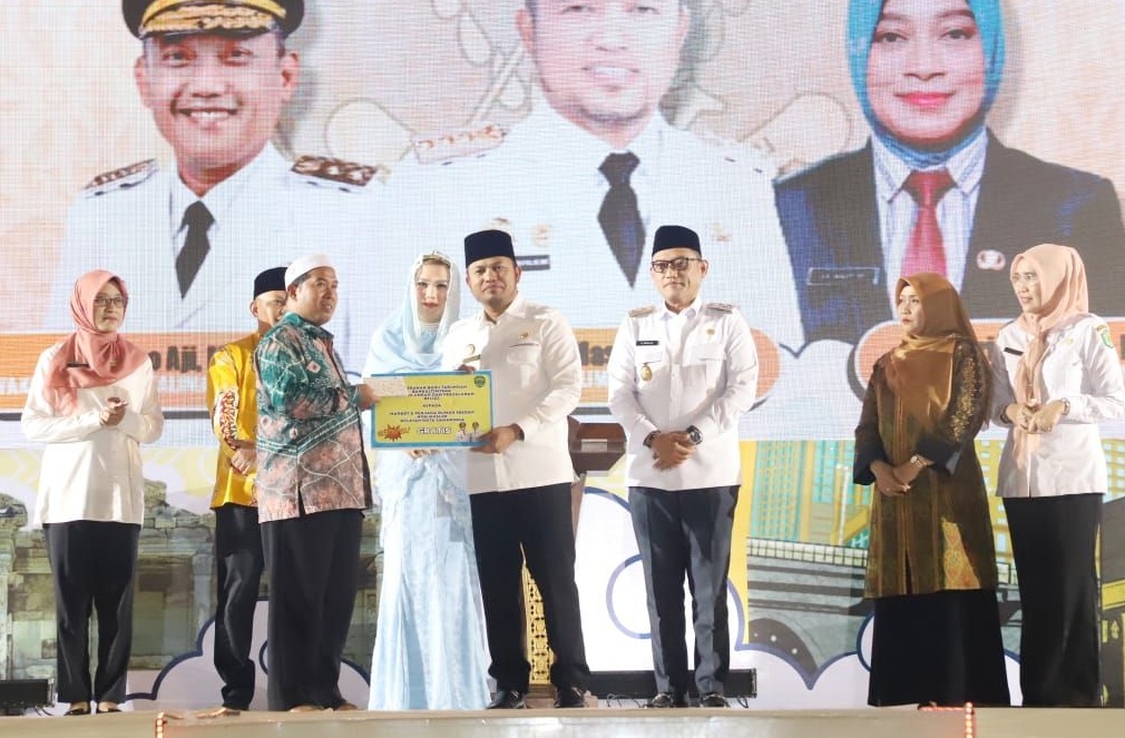 Guru Sejahtera, Kaltim Berdaya: Pemprov Salurkan Insentif JosPol untuk 36 Ribu Lebih Pendidik