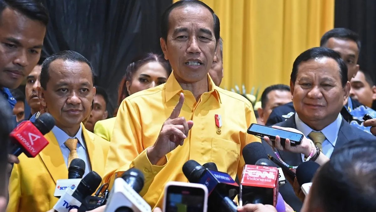 Jokowi: Yang Membuat Keputusan MK, yang Rapat DPR, yang Dibicarakan Tetap 'si Tukang Kayu'