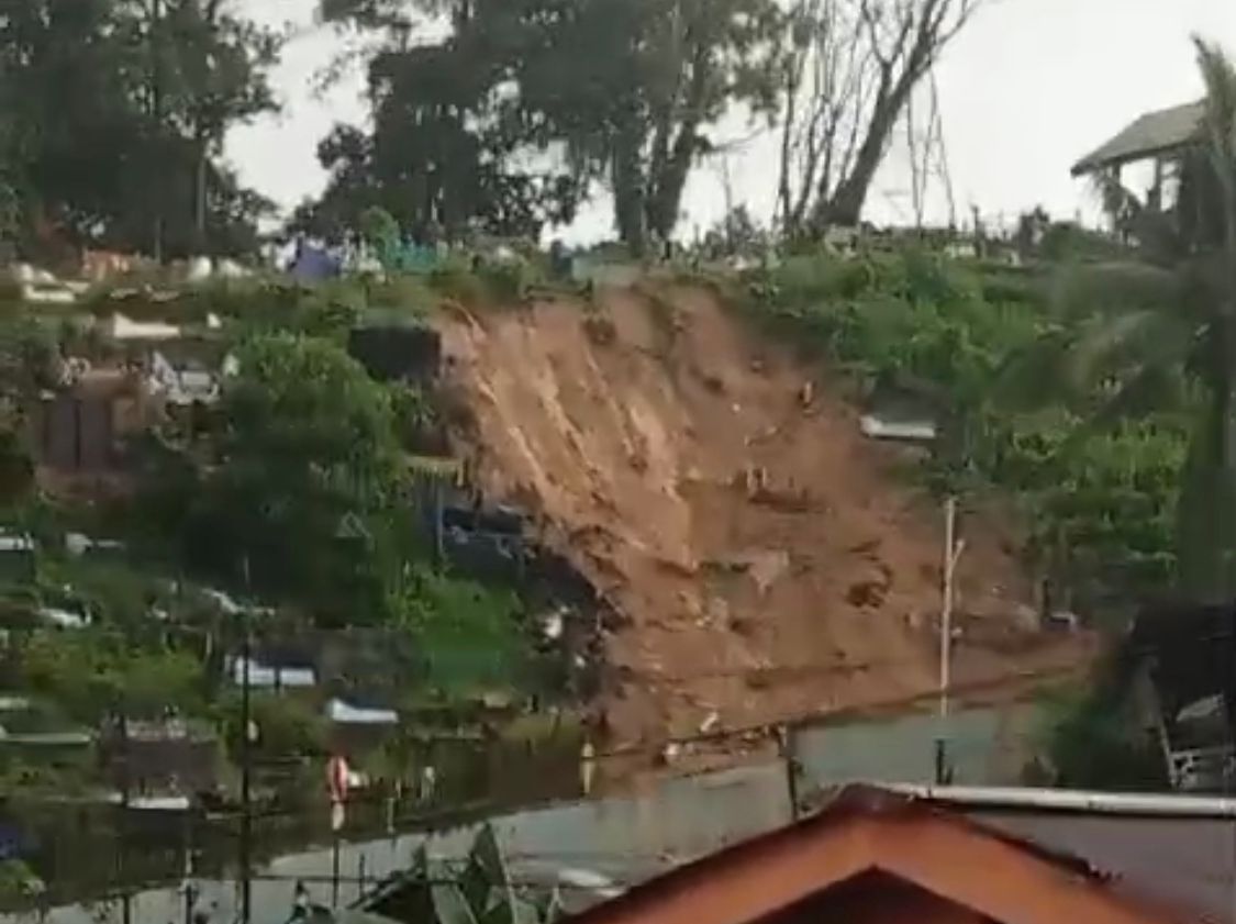 Area Pemakaman di Balikpapan Alami Longsor, Dua Orang Tertimbun