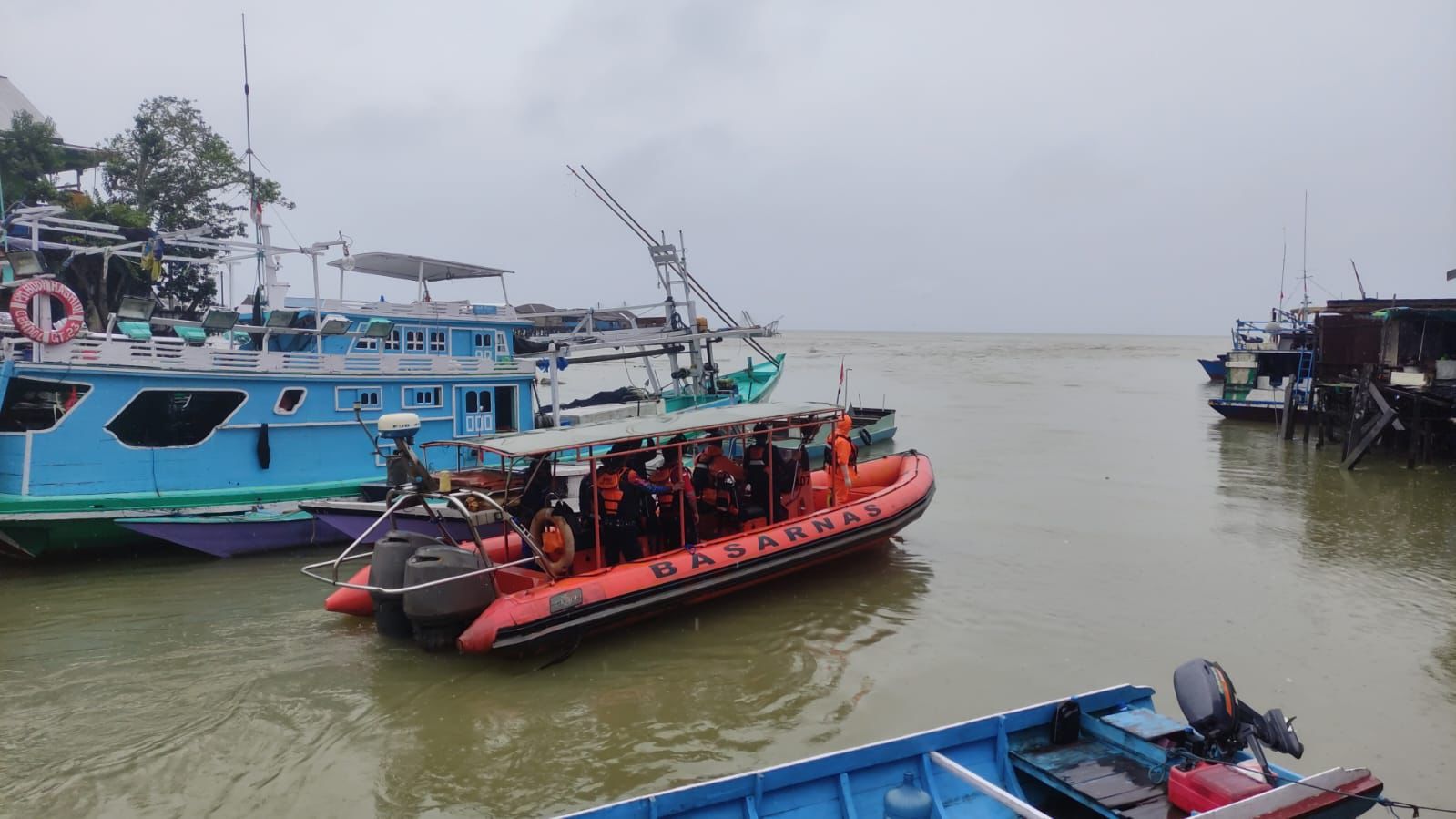Hari Keempat Pencarian, 1 ABK KM Mina Maritim 148 Ditemukan Meninggal di Perairan Talisayan