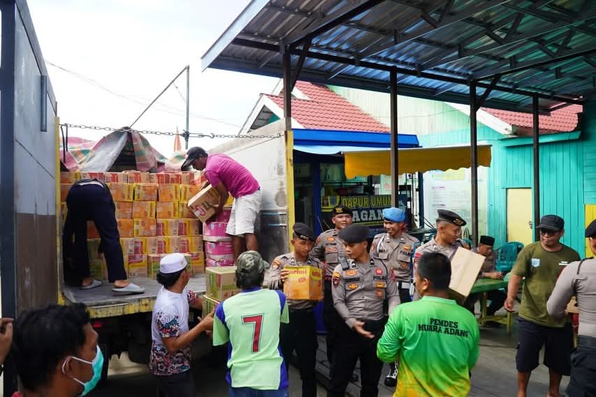 Bantu Korban Kebakaran di Muara Adang, Dapur Umum Didirikan