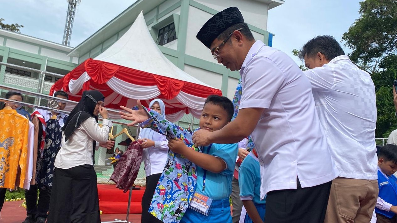 Pemkot Balikpapan Alokasikan Rp27 Miliar untuk Seragam Gratis bagi 92 Ribu Siswa Baru
