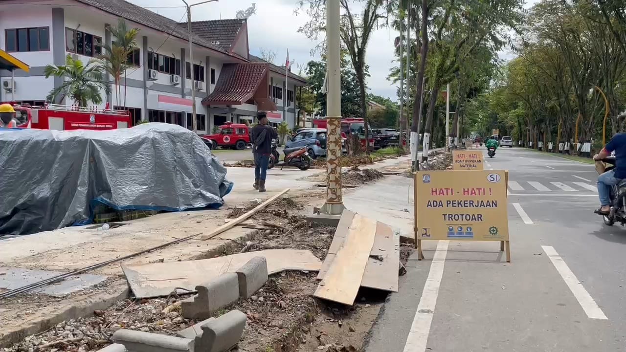 Kawasan Perkantoran Ruhui Rahayu di Balikpapan Ditata Ulang, Trotoar Baru Disiapkan untuk Pejalan Kaki