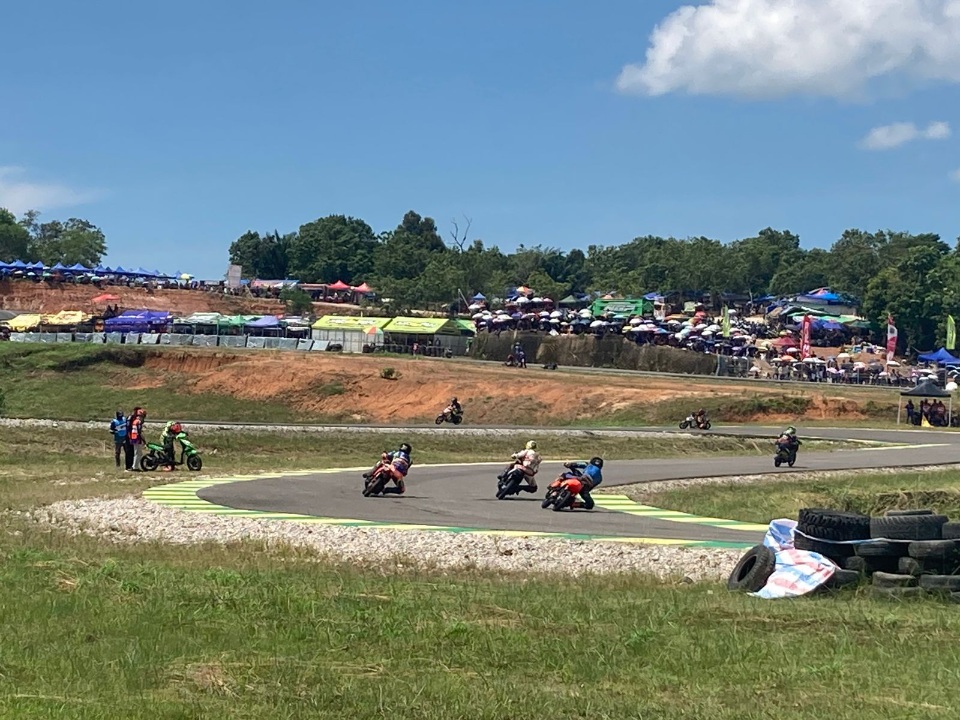 Ratusan Pembalap Turun di Ajang Paser Cup Race 2026