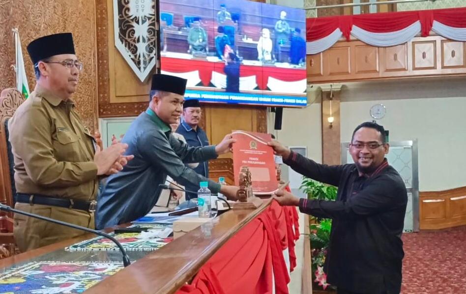 Sebelum Diketok, Fraksi PDIP Minta Raperda Ketertiban Umum Dikonsultasikan dengan Masyarakat