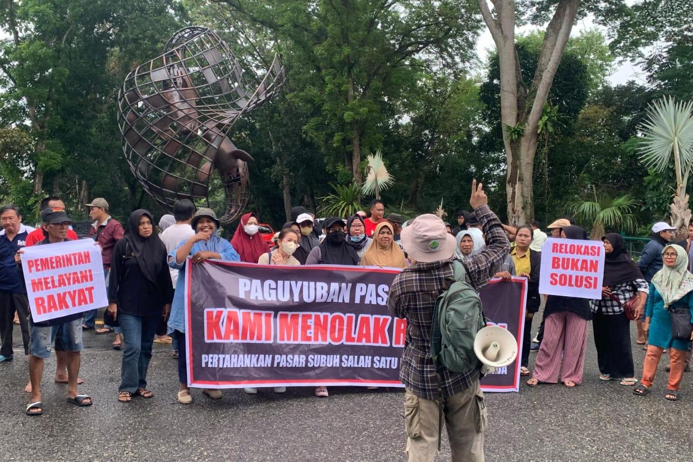 Paguyuban Pedagang Pasar Subuh Samarinda Menolak Direlokasi