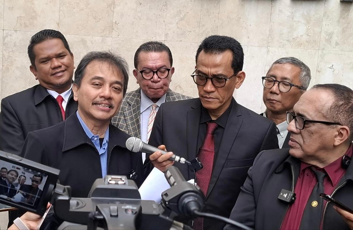 Egi Sudjana dan Damai Hari Lubis Diampuni Jokowi, Roy Suryo CS Masih Melawan
