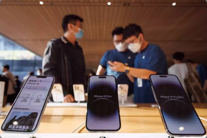 Apple Sempat Berencana Membuat Layanan Sewa Iphone, Namun Gagal Ditengah Jalan