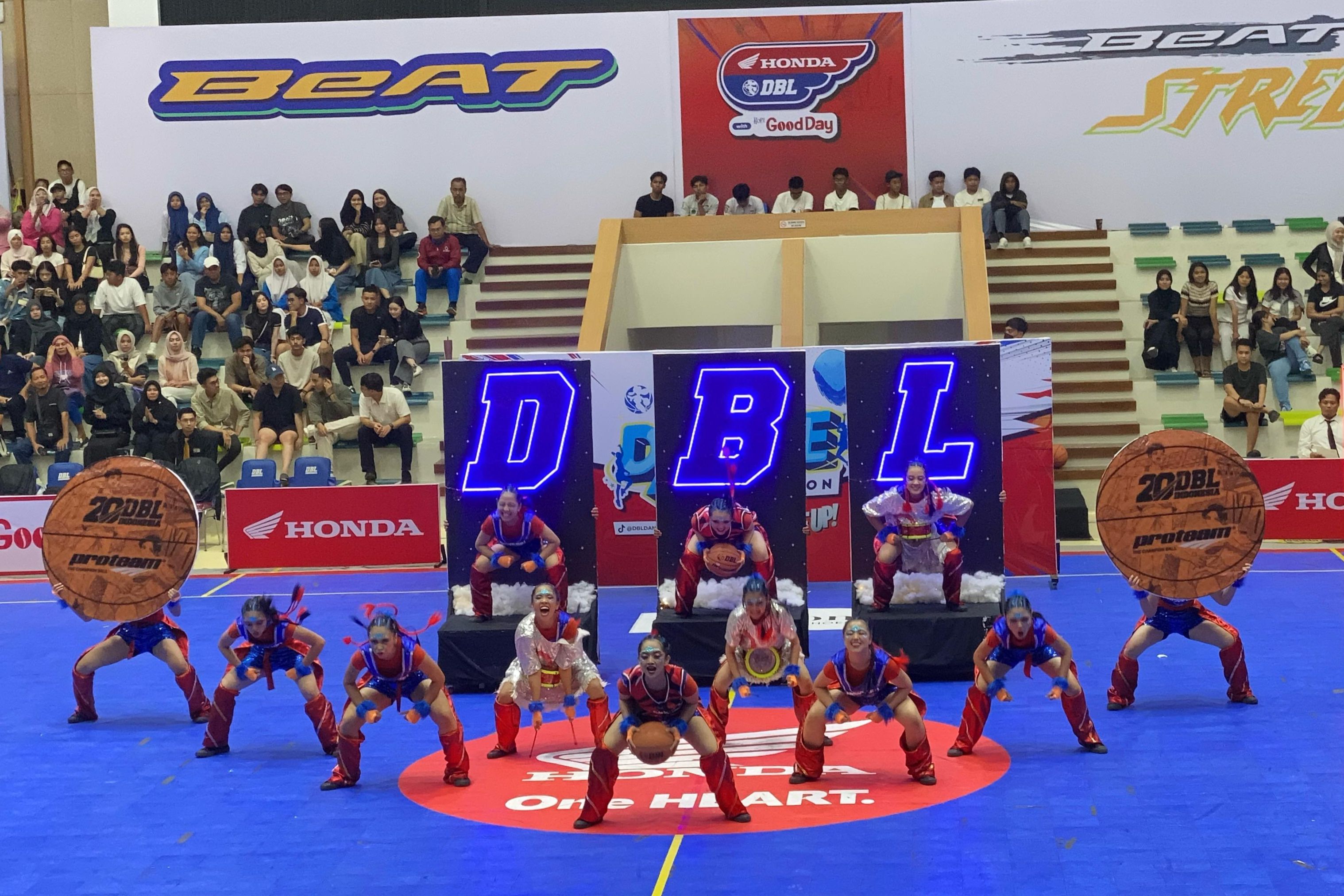 Scarecrow Smansa Samarinda: Sang Juara Musim Lalu yang Kembali Menggebrak DBL Samarinda 2025